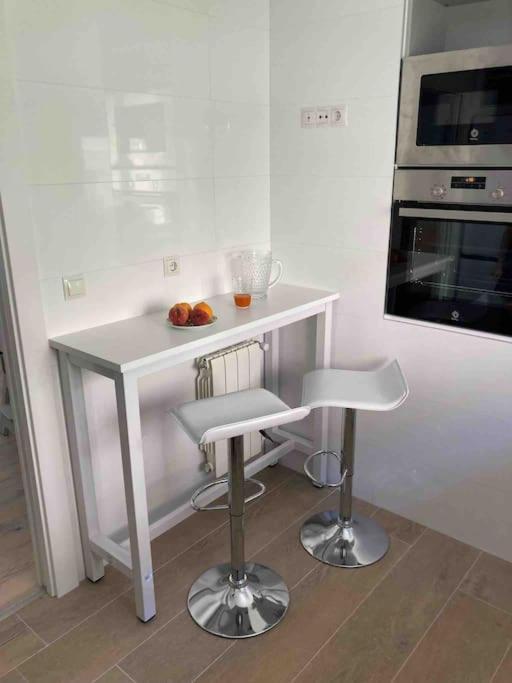 Piso Centrico Con Garaje Privado Gratis Apartament